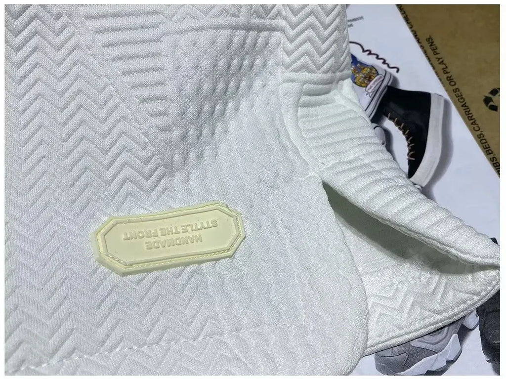 Men's Wave Pattern Sports Shorts