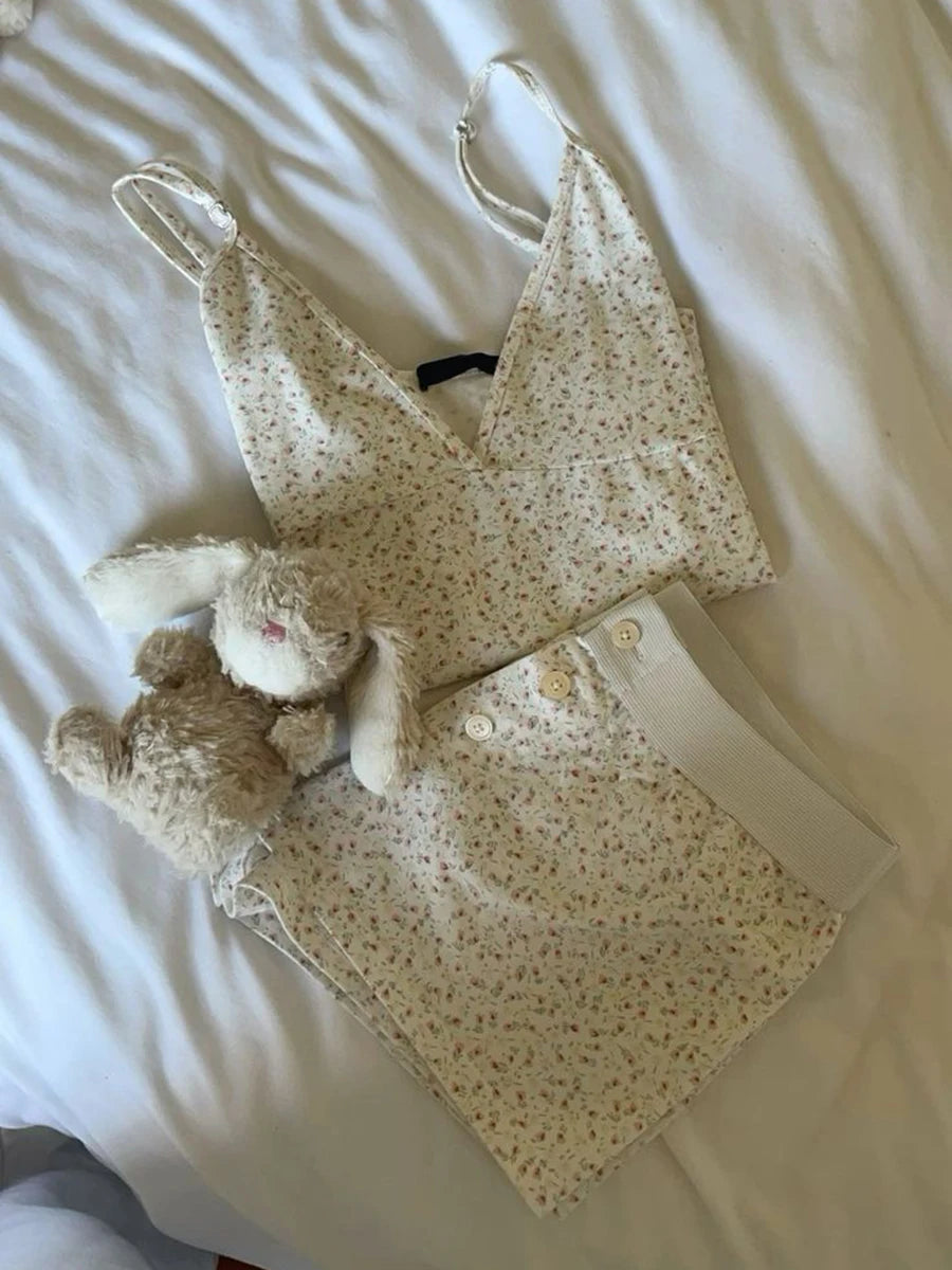 Strawberry Vest Shorts 2 Pieces Set Woman Eyelet Bow Slim Tank Top with Elastic Waist Patchwork Straight Short Pant Sweet Sets